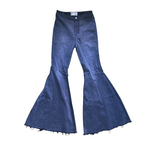 Free People Black Flare Bell Bottom Jeans 25 Festival Retro Boho Vintage Western - Picture 4 of 8